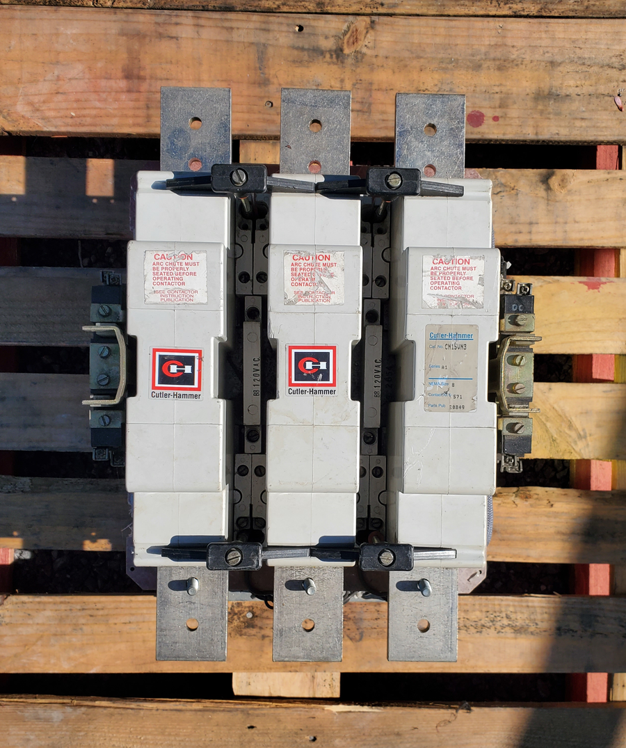 CN15VN3A Magnetic Motor Contactor, A Series, NEMA Size 8, 1215 Amps, 3 Poles, 120V AC Coil, Full Voltage 600VAC, Open Style No Enclosure, Non-Reversing, Max HP Ratings: 400 @ 208VAC, 450 @ 240VAC, 900 @ 480VAC, 900 @ 600VAC, No Terminals Standar. New Surplus and Certified Reconditioned with 1 Year Warranty.
